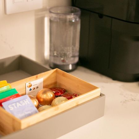 カールトン ロッジ ウィスラー エクステリア 写真